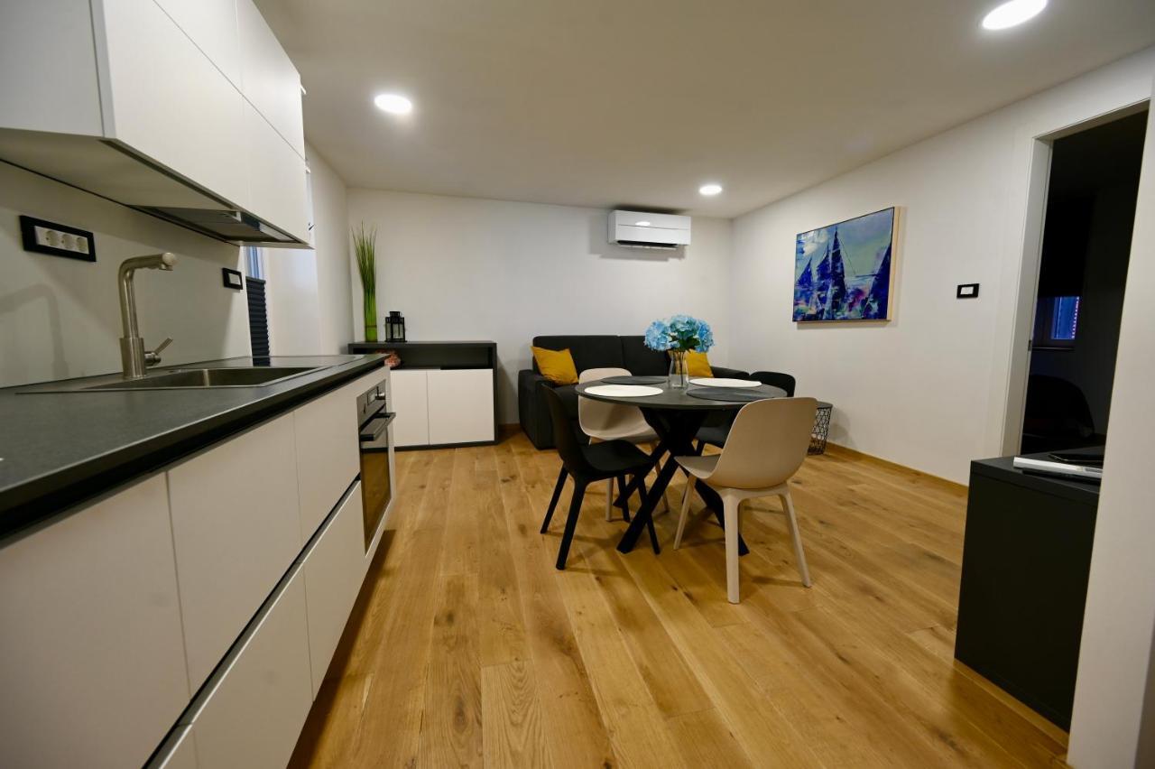 Poseidon Apartment Izola Exterior photo