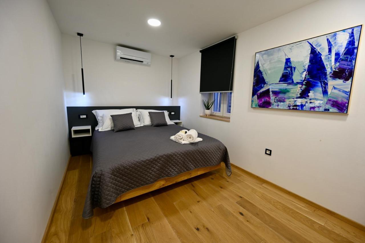 Poseidon Apartment Izola Exterior photo