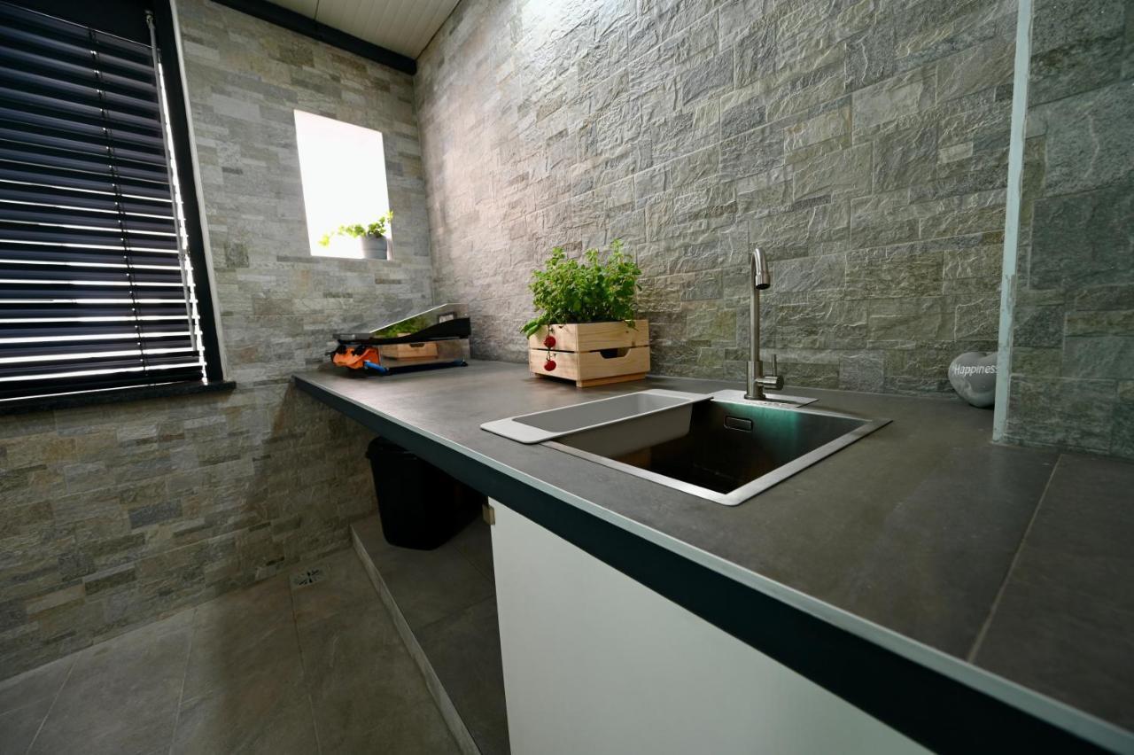 Poseidon Apartment Izola Exterior photo